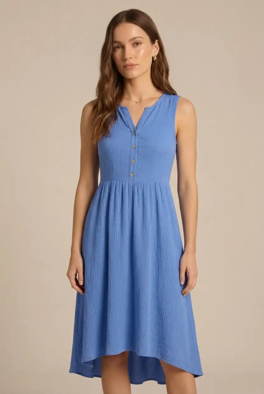 Avoria | Lightweight Sleeveless Blue Flowy Dress with Buttons