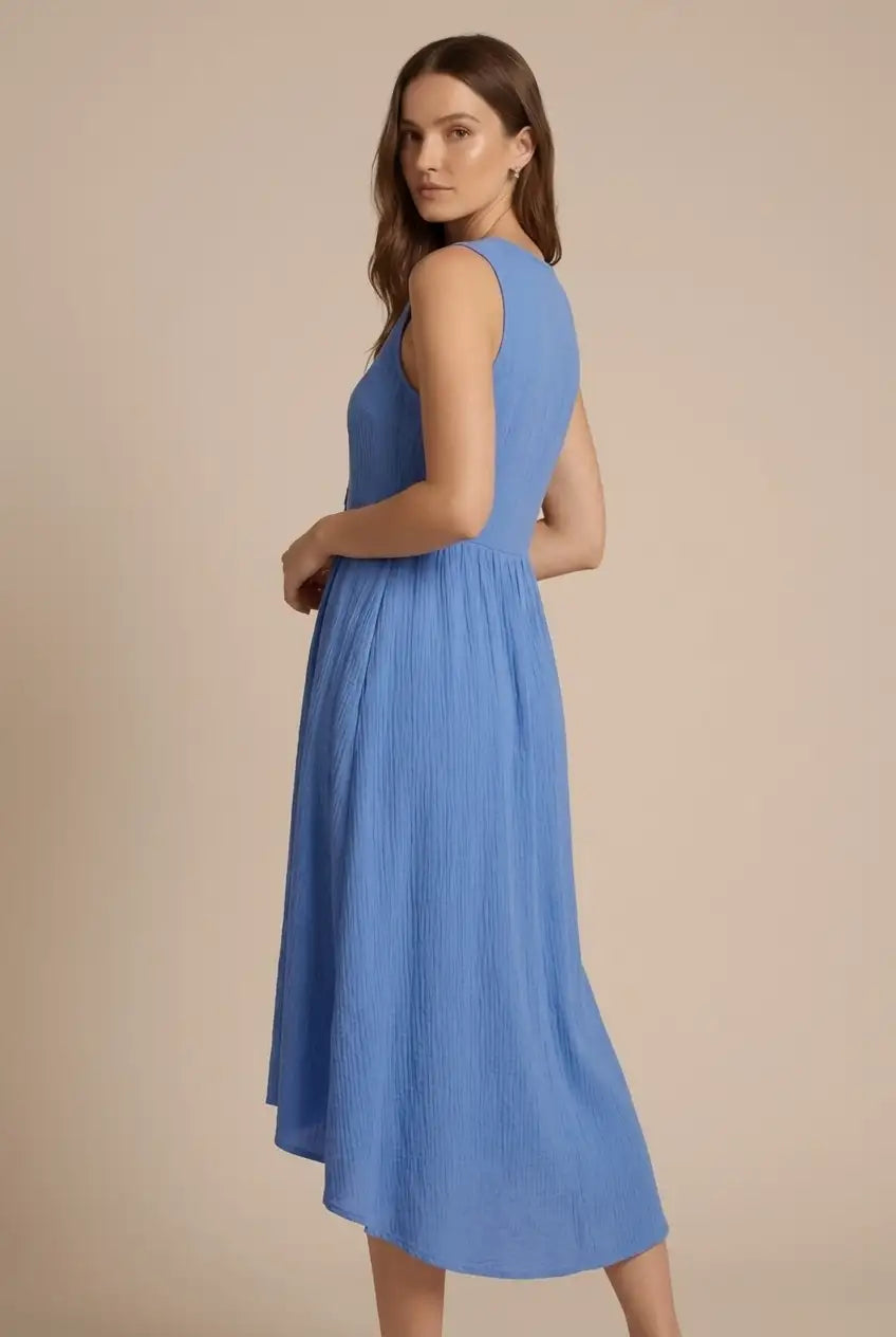 Avoria | Lightweight Sleeveless Blue Flowy Dress with Buttons