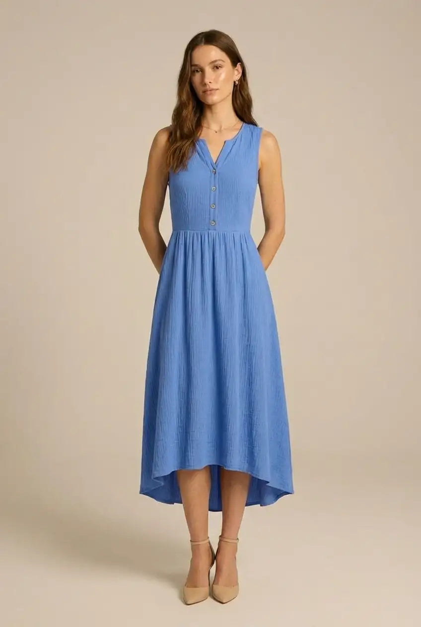 Avoria | Lightweight Sleeveless Blue Flowy Dress with Buttons
